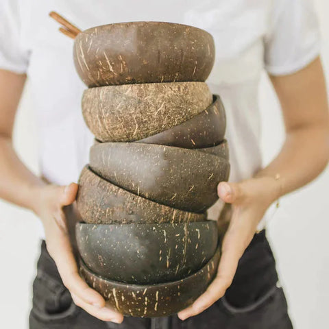 Natural Coconut Bowls with Wooden Tableware Spoons